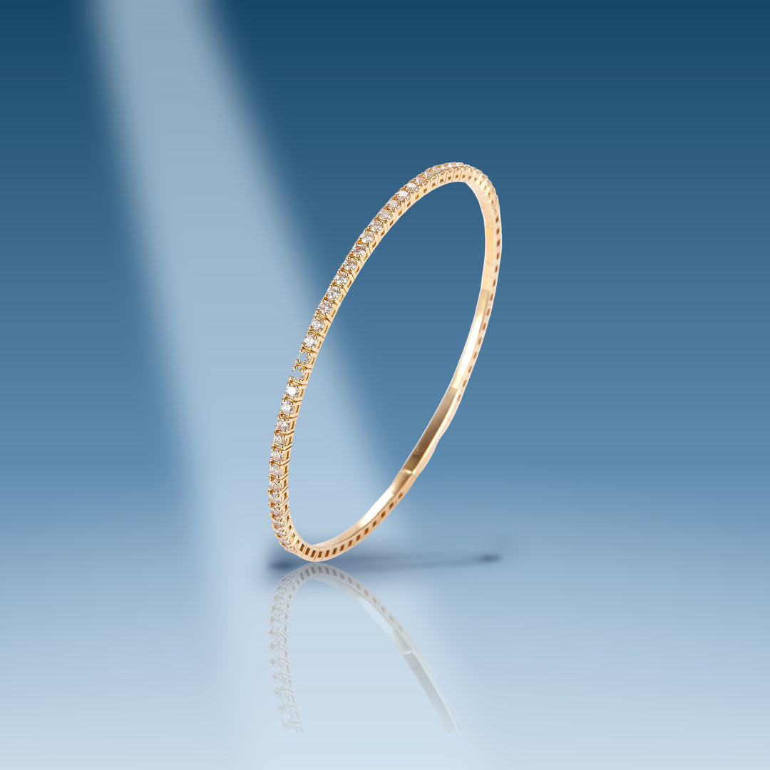1.42 Carats. Diamond 14 Kt Gold (Yellow). Bangle New Flexible 